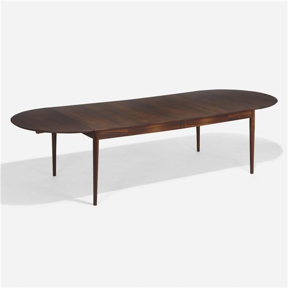 Arne Vodder | Dining table, model 227 | MutualArt