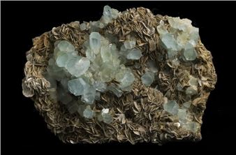 The Robert R. Wiener Mineral Gallery - Bruce Museum