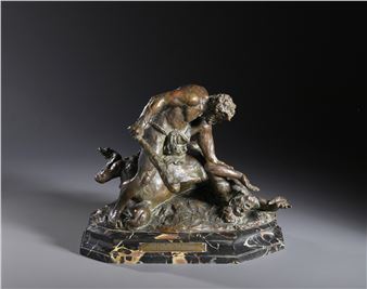 Hercules killing the centaur by Augusto Rivalta, 1895