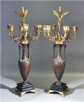 Henry Cahieux (1825-1854) - Pair of brown patinated bronze and ormolu mounted six branch candelabra - Henri Cahieux