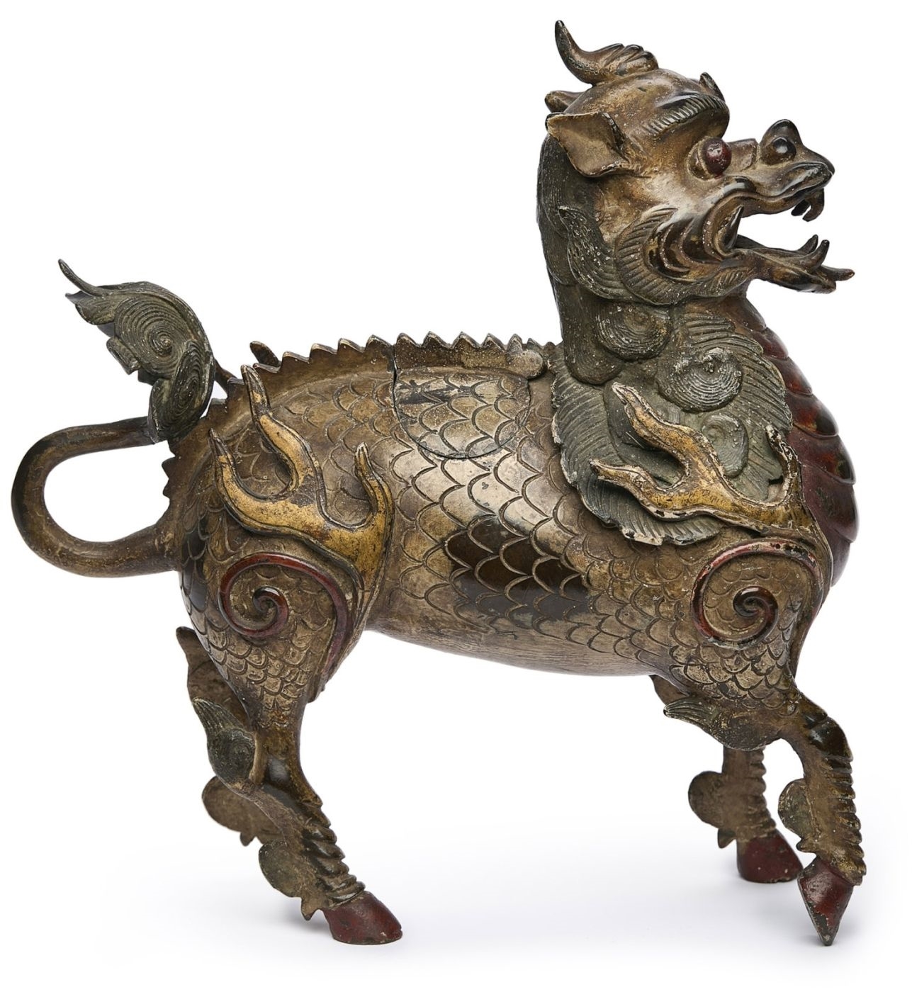 Artwork by Chinese School, 19th Century, Drache als Räuchergefäß, Made of patinated bronze