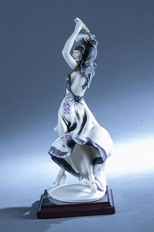 Artwork by Giuseppe Armani, Florence Giuseppe Armani, Dancing woman, 2000, Made of porcelain