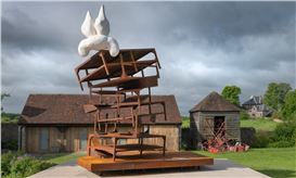 Phyllida Barlow: Unscripted Review – Exhilarating Glimpses of a Colossal Talent