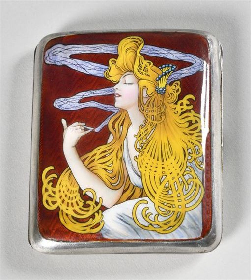 curved cigarette case Alphonse Mucha | Job Silver curved pocket cigarette case with of a woman  smoking Gross weight: 16.7 g 7 x 8.5 cm (Circa 1900)