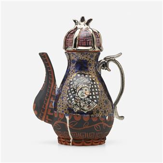 A Queen and I - Roberto Lugo