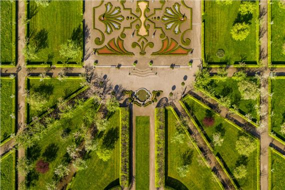 Nina Beier: Ø - Gammel Holtegaard