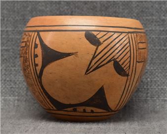 Hopi bowl - Vivian Mumzewa