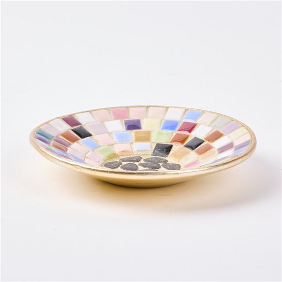 A John Crichton Style Plate by John Crichton