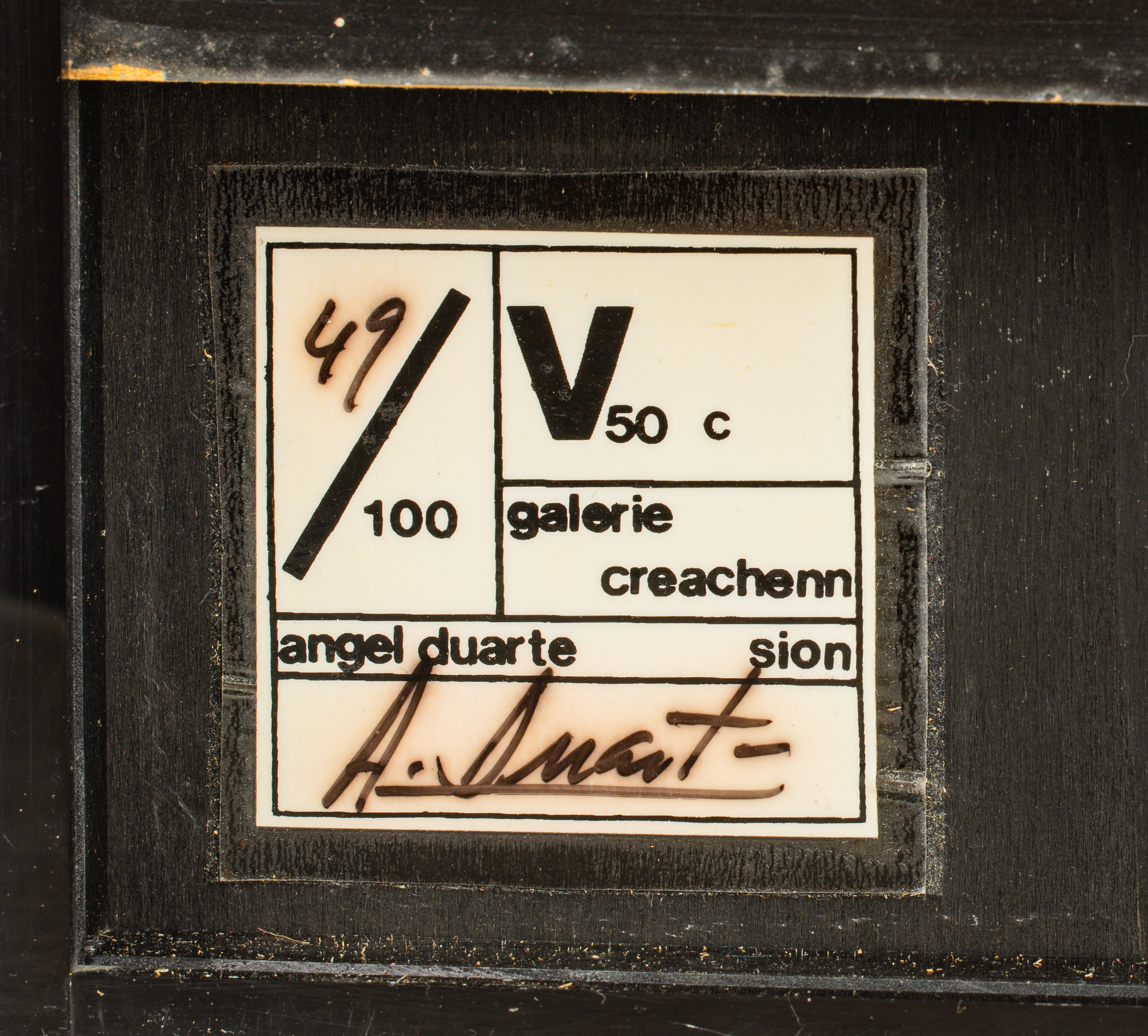 Artwork by Angel Duarte, Objet cinétique, Made of Glass