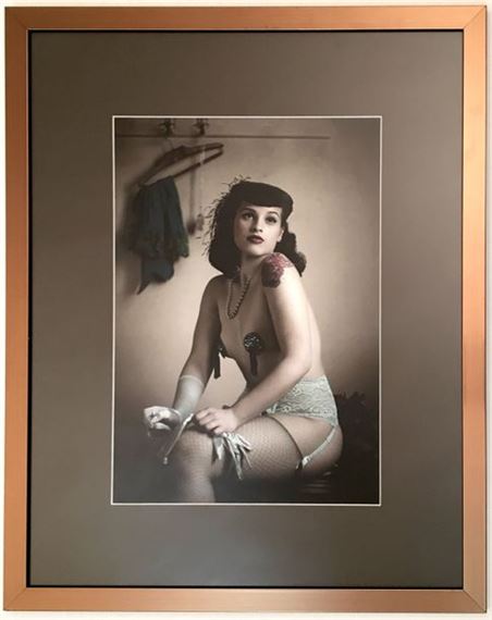 La Loge des rats, Lady von Cat and the green nippies, circa 2010 by Martial Lenoir, circa 2010