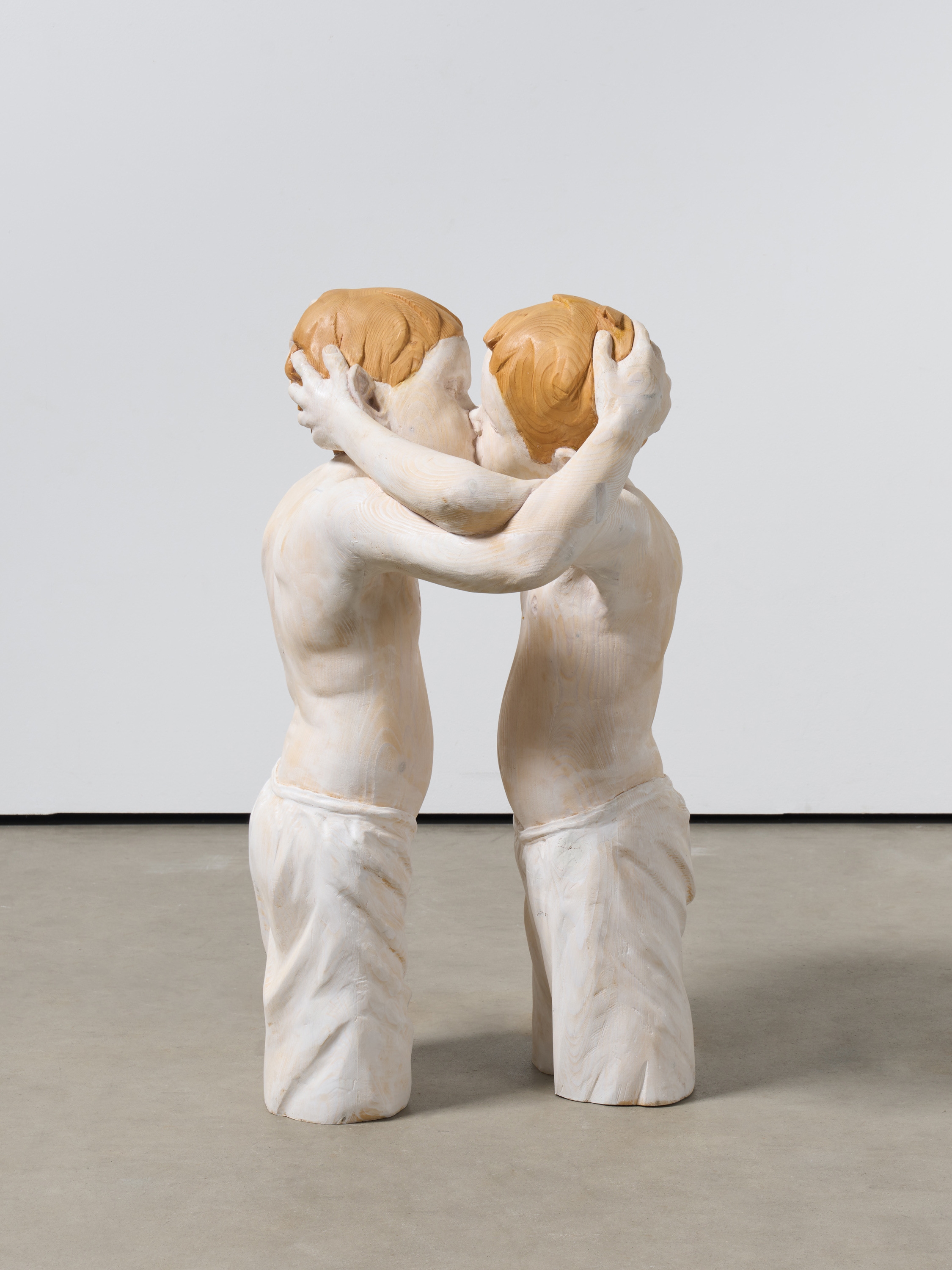 Artwork by Gregor Gaida, Kuss, Made of Wood, polychromed