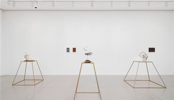 Marguerite Humeau: Dust - White Cube, Seoul