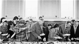 Cruel and Tender: Martin Parr’s Photography Arrives at Mudec in Milan