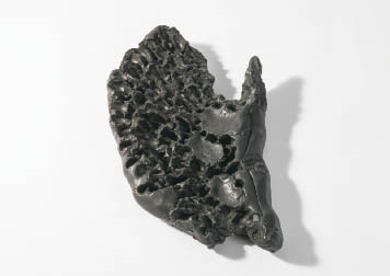 Artwork by Satoru Hoshino, Flying bird: The bird of fire, Made of ceramic