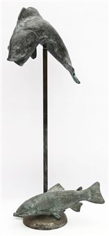 Fischskulpturen als Wasserspeier - Christina Hanf