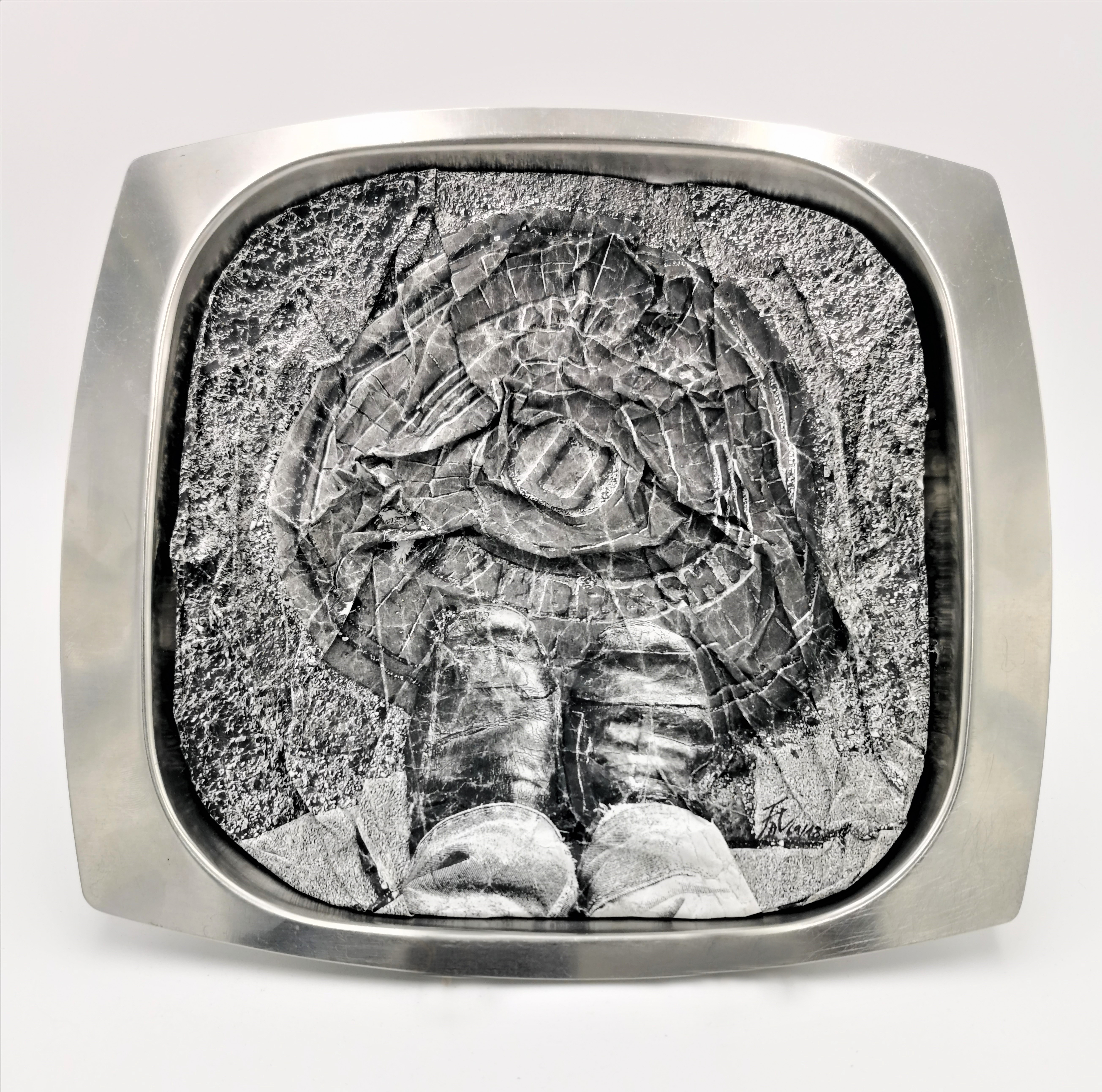 Artwork by Andrzej Dudek-Dürer, Sztuka butów w Wałbrzychu, Made of mixed technique, photography, creasing, laserography, drawing, metal