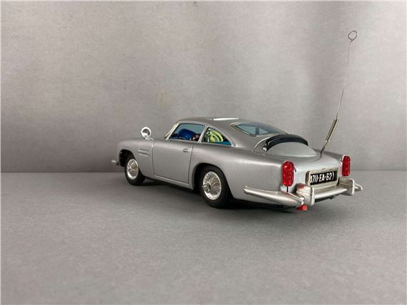 Gilbert James | 1965 Gilbert James Bond's Aston Martin Tin