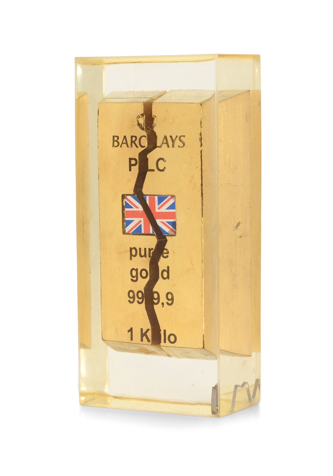 Artwork by Mauro Vettore, Brexit, Made of sculpture made of recycled materials and gold leaf included in resin