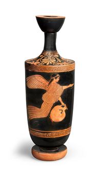 An Attic red-figure lekythos with winged Nike - Dutuit Painter