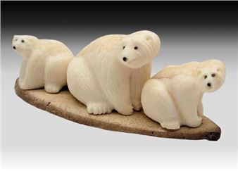 Polar Bear Sow & Cubs - Robert Apatiki