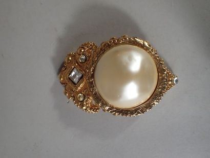 Broche Fantaisie Ancienne En Métal - Occasion - Jolie Pièce Vintage