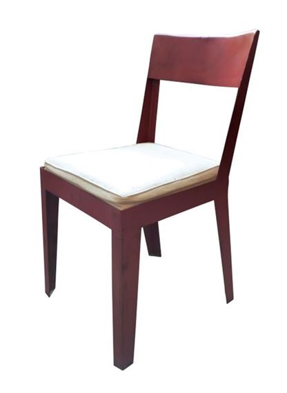 Assise recouverte d’un coussin amovible en tissu crème (dossier légèrement fendu, usures, traces d’humidité et petites taches) by Jules Leleu, 1936