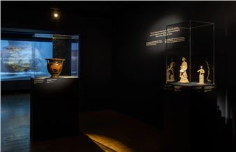 The Multiple Roles of Women in Antiquity - Museum of Cycladic Art