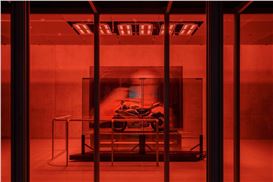 Top 6 Exhibitions to See for the International Jet-Setter.