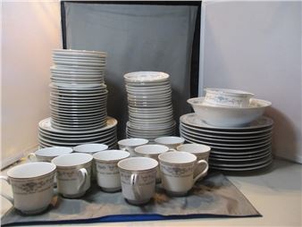 100 PC WADE Diane Fine China Dinner Service Set - Diane Fine