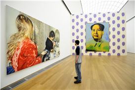 A $100 M. Warhol ‘Mao’ at Gagosian Could Signal More Selling from China