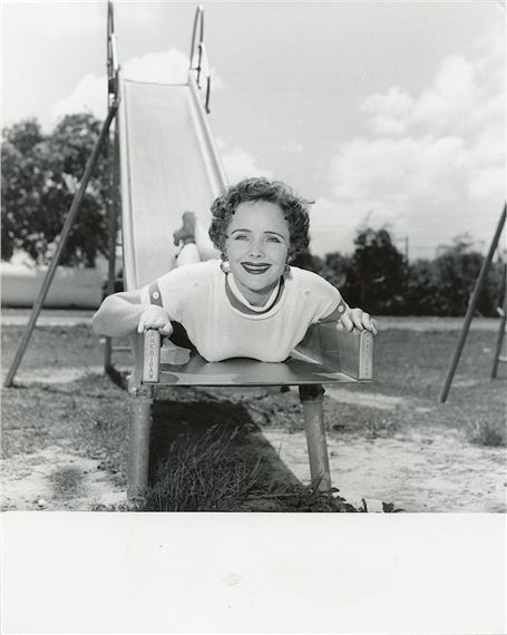 Original Pin-Up Photo Archives of BUNNY YEAGER 10" x 8