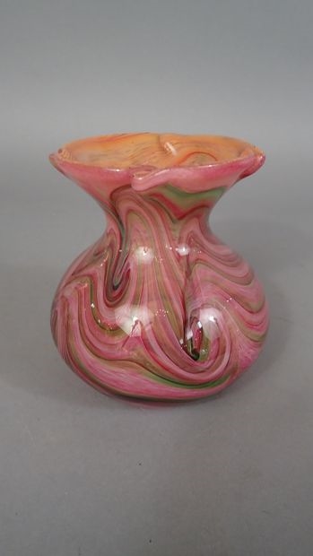 Artwork by René Courson, René COURSON (1940-2012). Vase balustre à, Made of verre