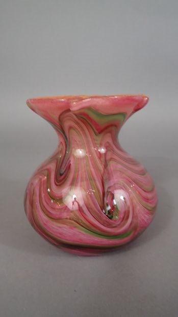 Artwork by René Courson, René COURSON (1940-2012). Vase balustre à, Made of verre