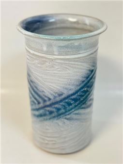 PRETTY JUDY BLAKE SIGNED POTTERY VASE - LARGE - Judy Blake