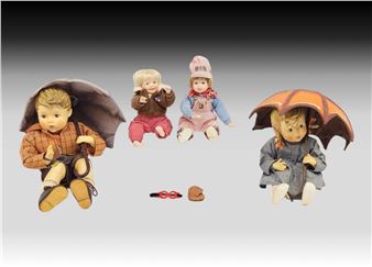 Porcelain M.J. Hummel & Danbury Mint Dolls - Elke Hutchens