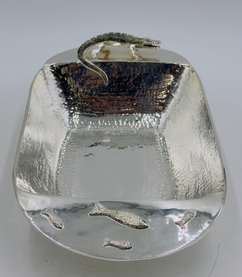 Artwork by Los Castillo, Wolmar Castillo, Silver Serving Bowl with a Hardstone Alligator Sculpture by Wolmar Castillo/Los Castillo, Signed, Made of Vintage silver and hardstone