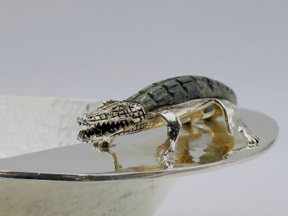 Artwork by Los Castillo, Wolmar Castillo, Silver Serving Bowl with a Hardstone Alligator Sculpture by Wolmar Castillo/Los Castillo, Signed, Made of Vintage silver and hardstone
