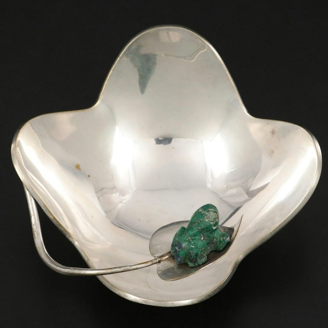 Artwork by Los Castillo, Silver and Malachite Bowl by Los Castillo, Mexico Mid 20th Century, Made of Silver and Malachite
