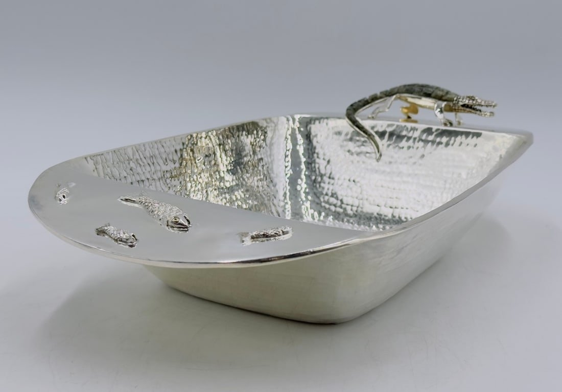 Artwork by Los Castillo, Wolmar Castillo, Silver Serving Bowl with a Hardstone Alligator Sculpture by Wolmar Castillo/Los Castillo, Signed, Made of Vintage silver and hardstone