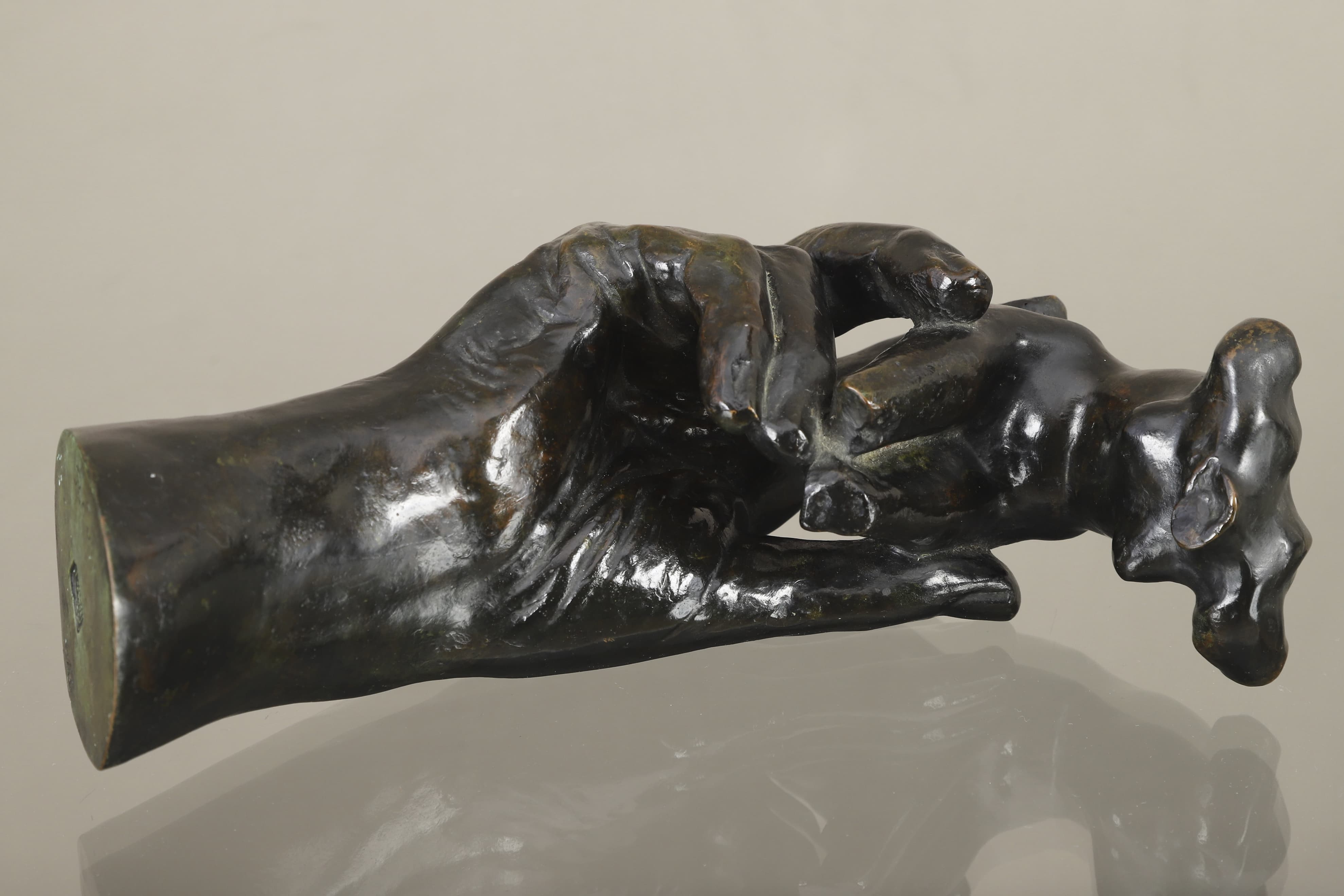 Auguste Rodin | Main de Rodin tenant un torse type A, circa 1970 (Circa ...