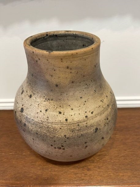 Artwork by Robert Deblander, Pansu vase with cylindrical neck and slight shoulder in pyrite stoneware with salt and ash glaze, Made of stoneware
