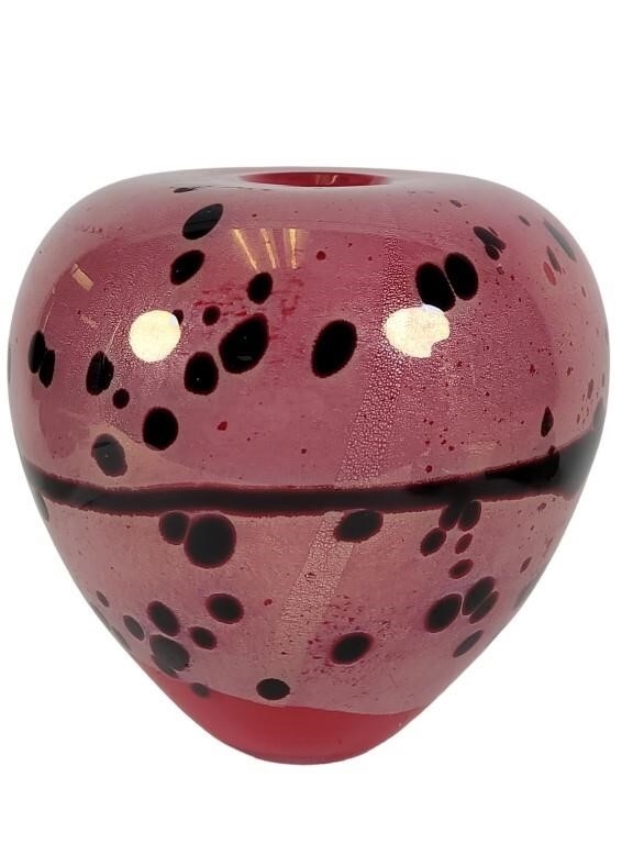 Geoff Lee | Geoff Lee Art Glass Vase | MutualArt