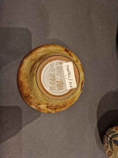 Artwork by Jean-Claude Malarmey, Set of five pieces: Pichet - Boîte - Pique-fleurs - Vase - Coupe Vallauris, Made of clay