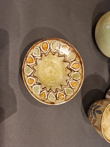 Artwork by Jean-Claude Malarmey, Set of five pieces: Pichet - Boîte - Pique-fleurs - Vase - Coupe Vallauris, Made of clay