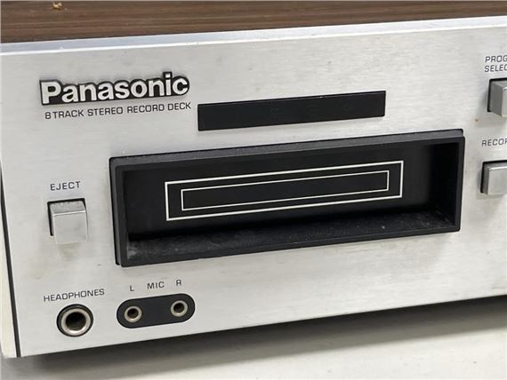 NationalPanasonic TRACKSTEREORECORD DECK