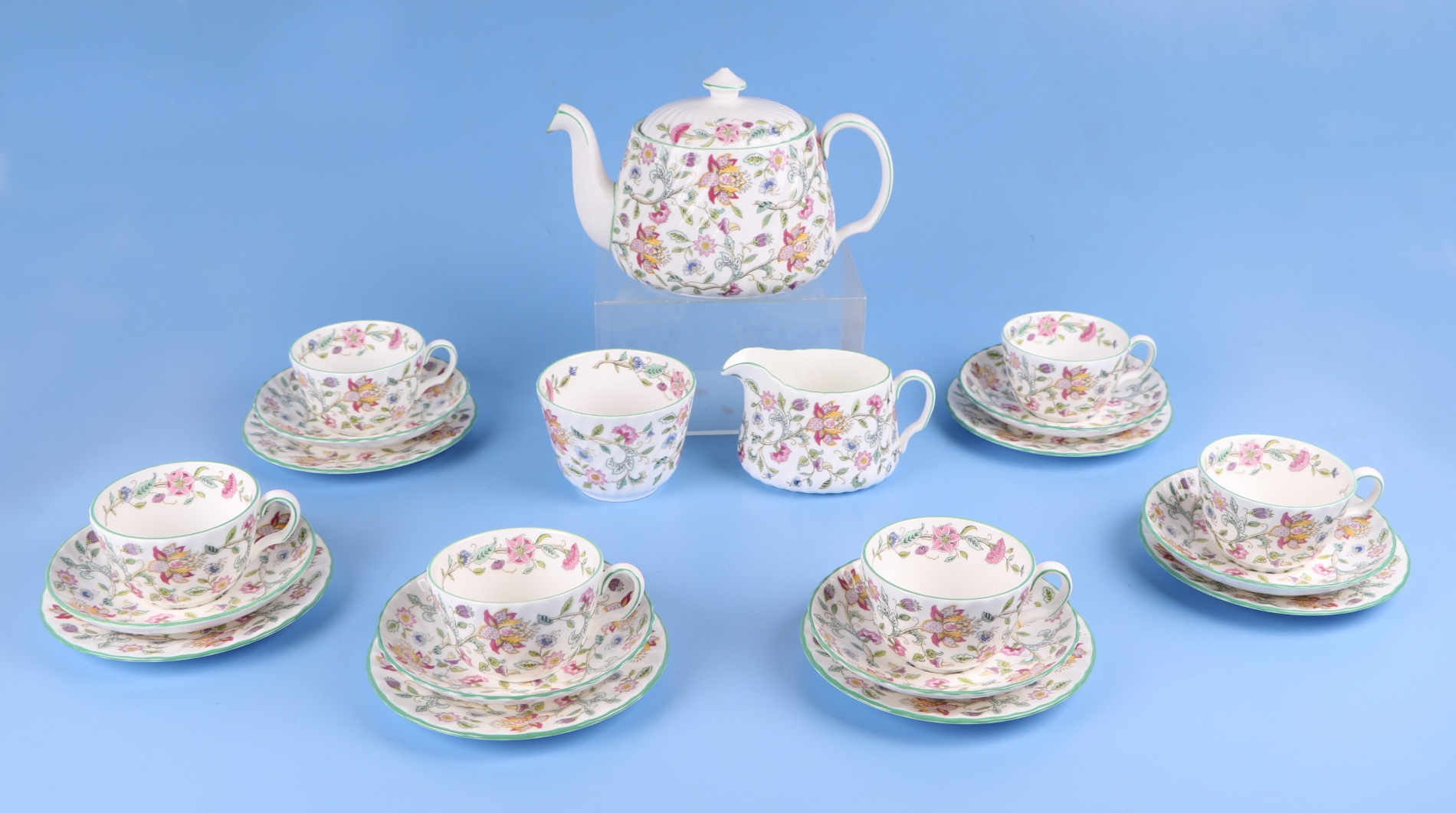 Haddon Hall | A Minton Haddon Hall pattern teaset; together with six ...