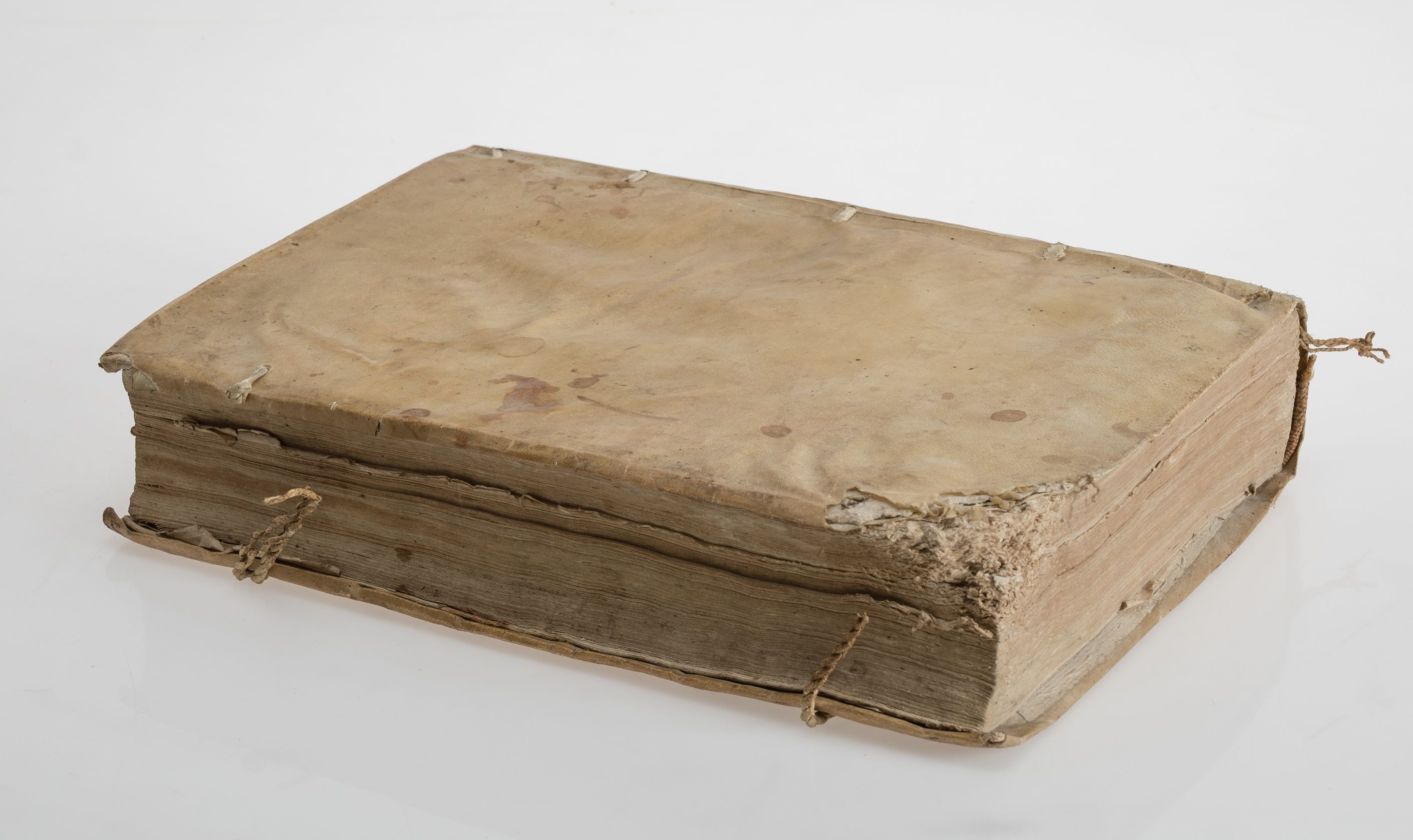 Artwork by Fray Luis de Granada, "Introduccion del symbolo de la Fe ...", 1614. Dividido en 5 partes.