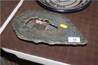 shallow dish of leaf shape - Iris Wong