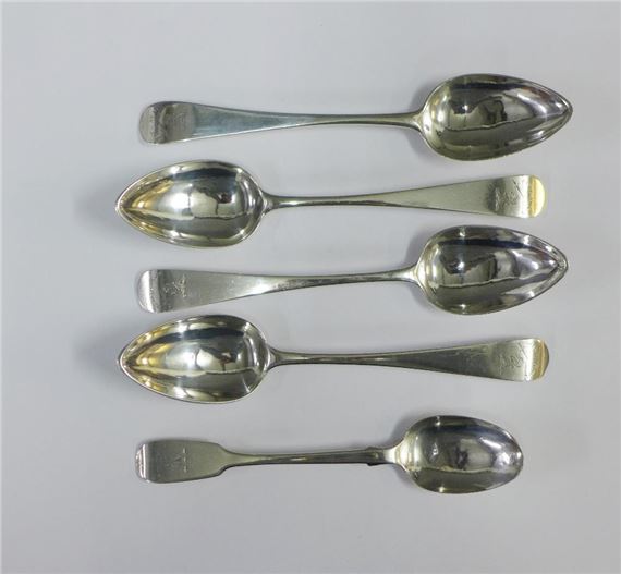 Irish silver fiddle pattern spoon by John Smyth, early 19th century