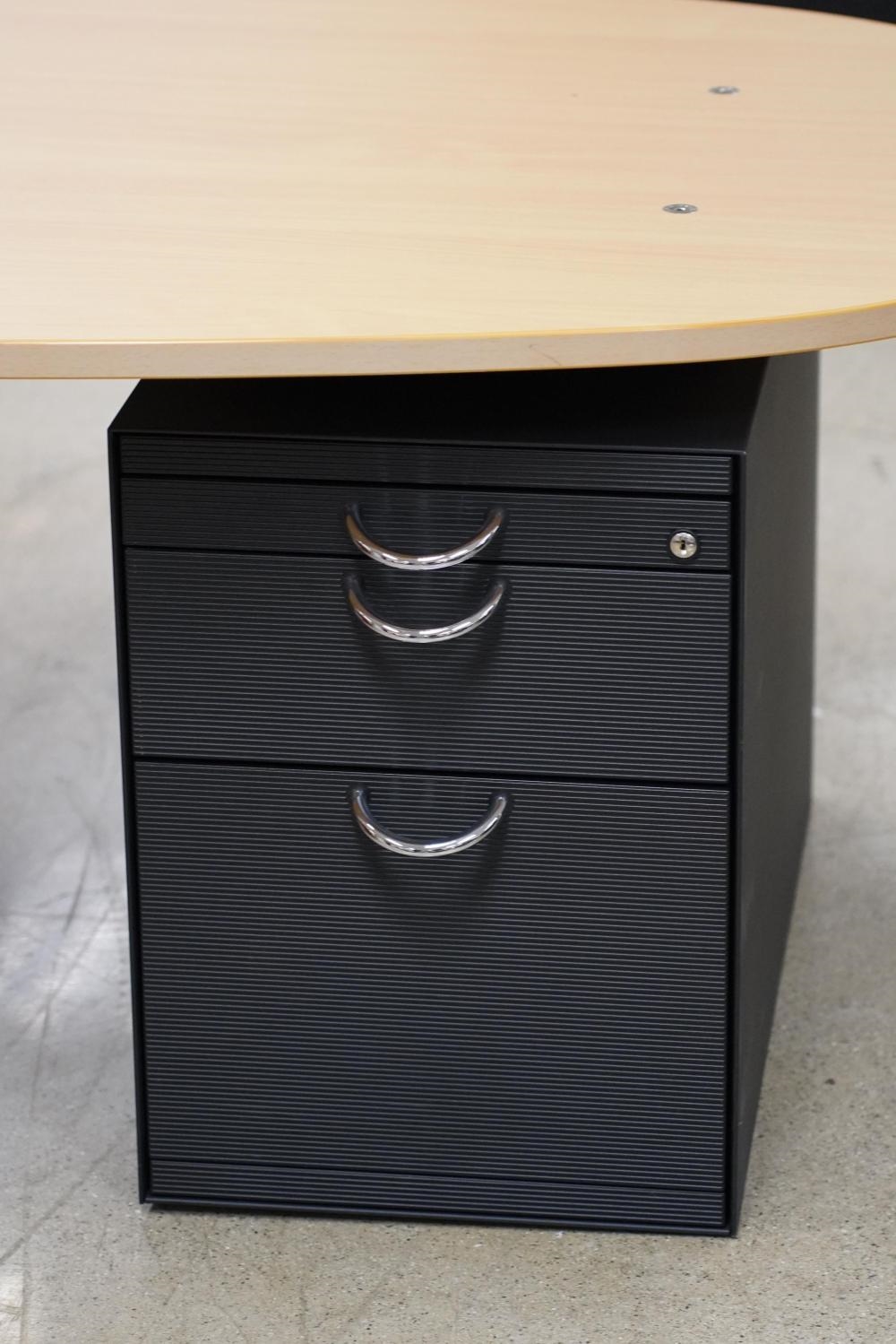 Artwork by Mario Bellini, Mario Bellini with Dieter Thiel Metropl Desk for Vitra